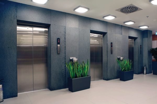 Elevators in Commercial Buildings 1536